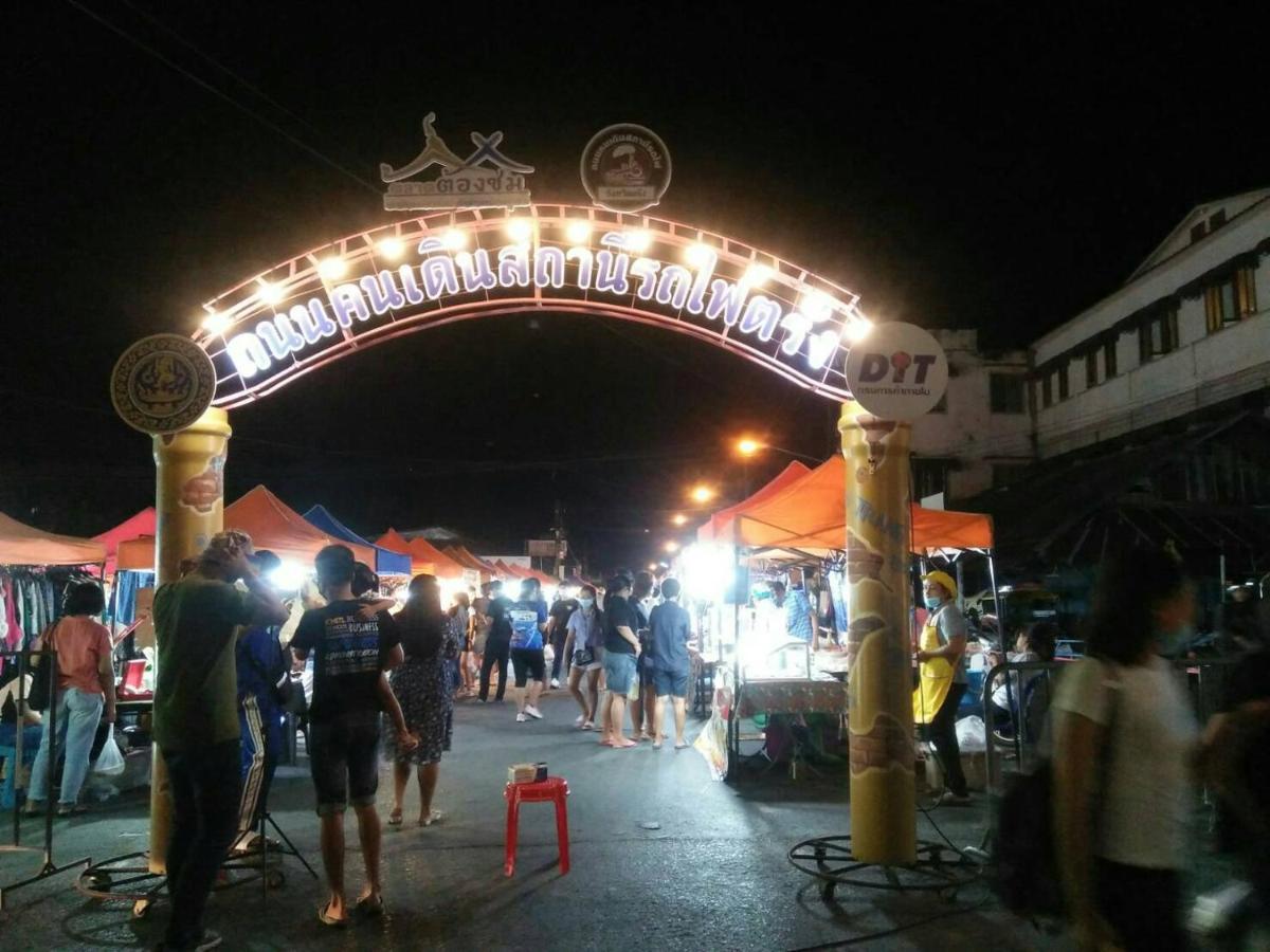 Station Hotel Trang Exterior foto